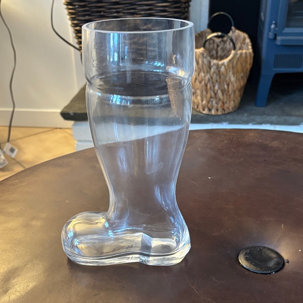 Glass boot
